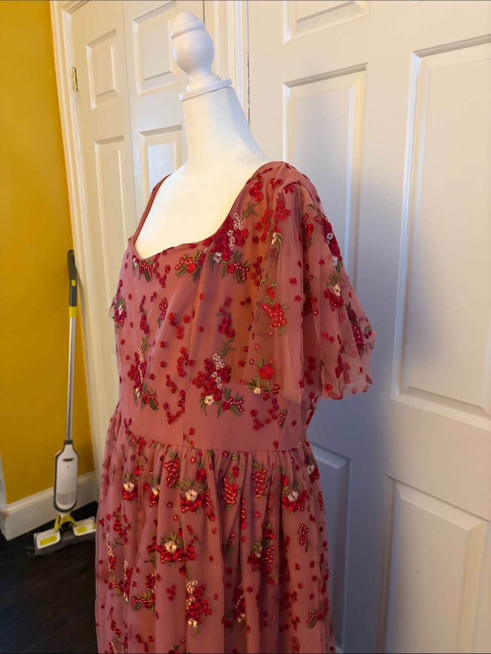GUC JessaKae Scarlet Dress - Rose Pink Embroidered Tulle Midi Dress - Picture 8 of 11